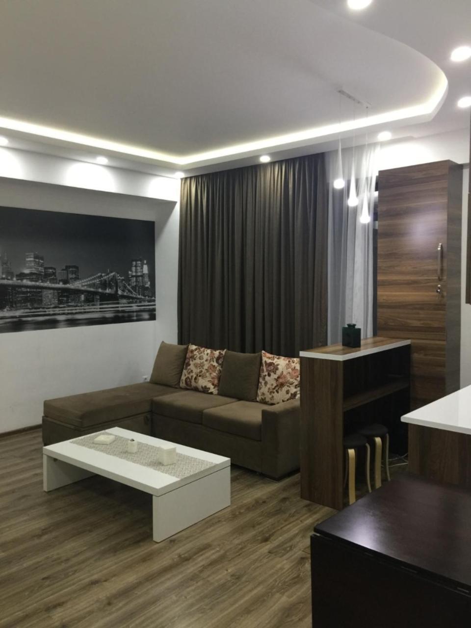 Family Apartment Tbilisi Exterior photo