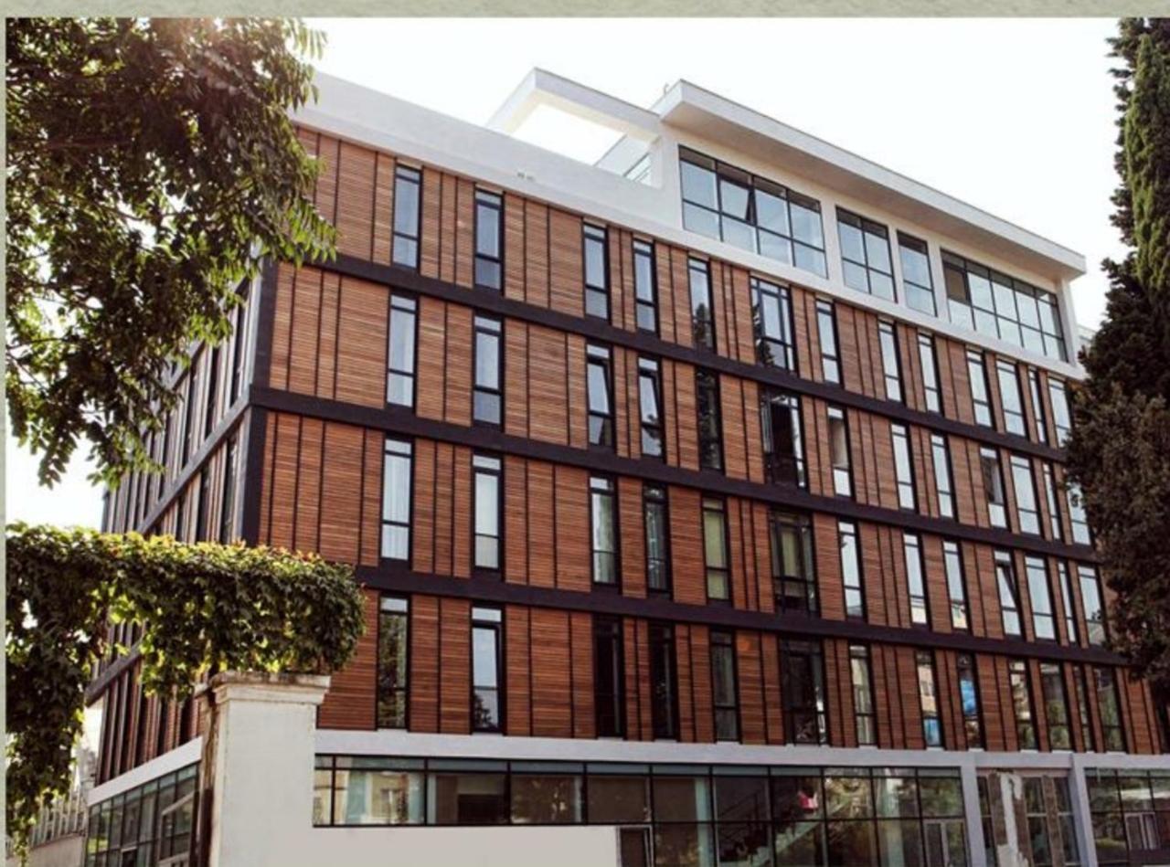 Family Apartment Tbilisi Exterior photo